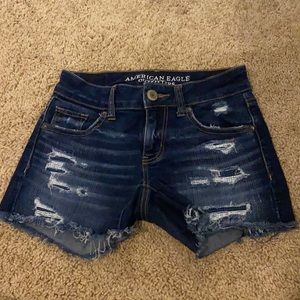American Eagle shorts!